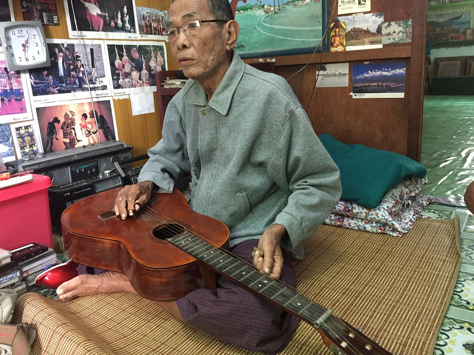 Best Beginner Folk Guitar: Key Criteria to Know