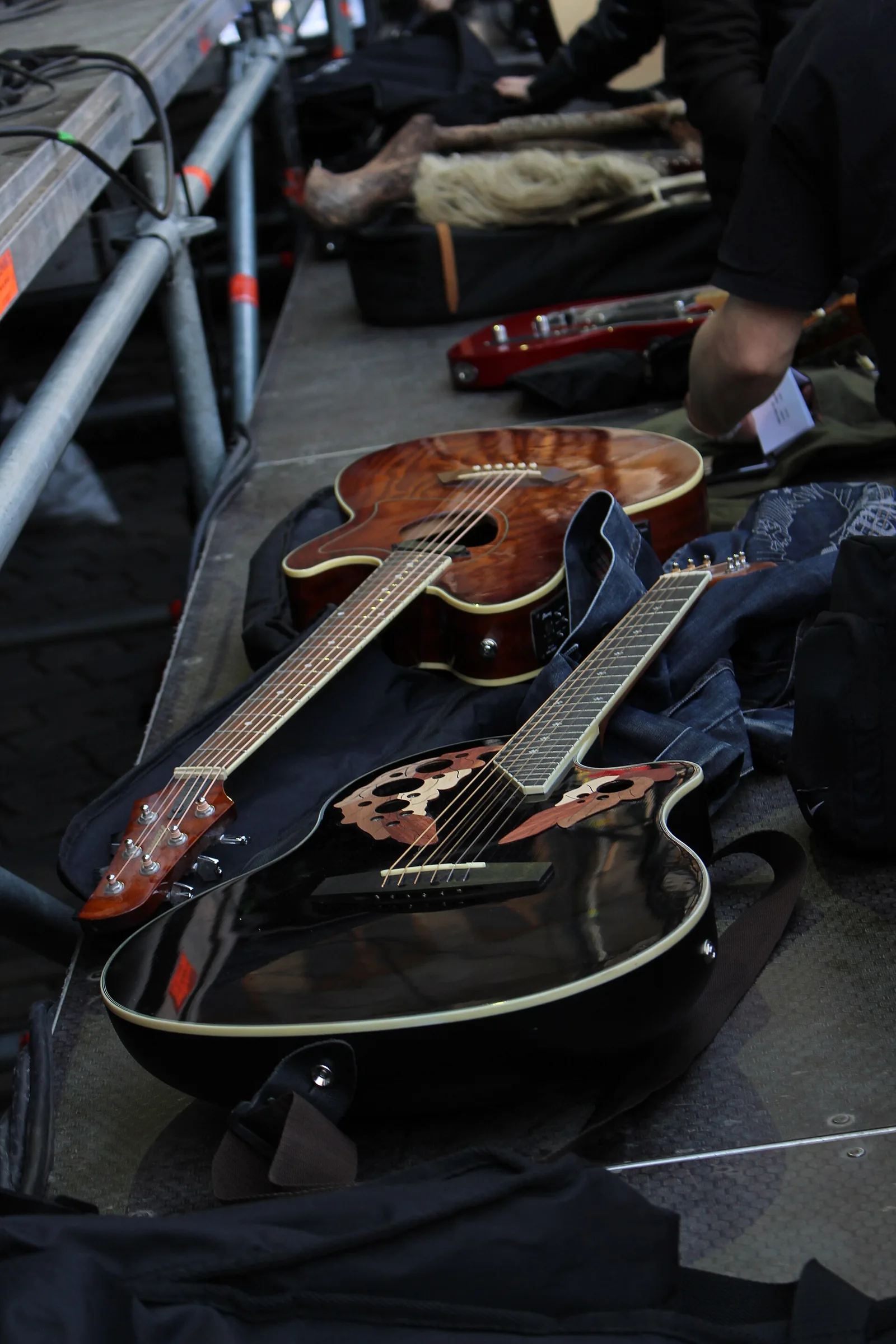 acoustic guitars for beginners acoustic guitars for beginners